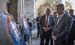 Erzurum'da 15 Temmuz fotoğraf sergisi tarihi Çifte Minareli Medrese'de açıldı