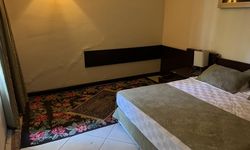 FETÖ'NÜN 15 TEMMUZ DARBE GİRİŞİMİNİN 10. YILI - Marmaris'te darbecilerin saldırdığı otel odasındaki izler 10 yıldır muhafaza ediliyor