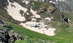 Hakkari'de kayıp dağcıyı arama çalışmaları sürüyor