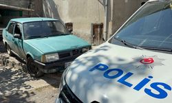 Karabük'te polisin 'dur' ihtarına uymayan sürücü aracını bırakıp kaçtı