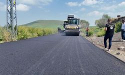 Kars'ta köy yolları yenileniyor