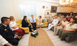 Muğla Valisi Akbıyık, Marmaris'te 15 Temmuz şehitlerinin ailelerini ve gazileri ziyaret etti