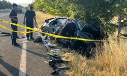 Nevşehir'de devrilen otomobildeki gurbetçi aileden 3 kişi öldü, 1 kişi yaralandı