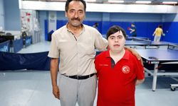 'Özel sporcu' oğlunun başarısından ilham alıp başka çocuklar için çaba gösteriyor