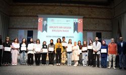 Rami Kütüphanesi'nde 15 Temmuz temalı resim sergisi açıldı