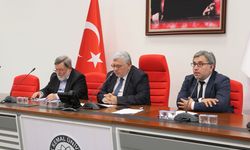 Tekirdağ'da '15 Temmuz: Milletin Zaferi, Anlam ve Mahiyeti Paneli' düzenlendi