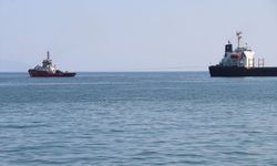 Tekirdağ'da karaya oturan gemiyi kurtarma çalışmalarına yarın devam edilecek