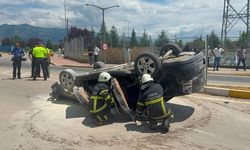 Tokat'ta otomobilin devrildiği kaza kamerada
