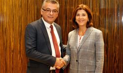 Erhürman, BM’nin Kıbrıs Özel Temsilcisi Holguin ile görüştü