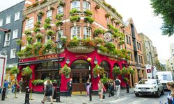 Londra’nın gece hayatında yeni pub tartışması