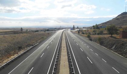 Türkiye'nin bölünmüş yol hedefi