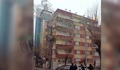 Altı katlı bina böyle yıkıldı