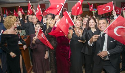 Çanakkale Anma Platformu’ndan Londra’da 100’üncü yıl balosu