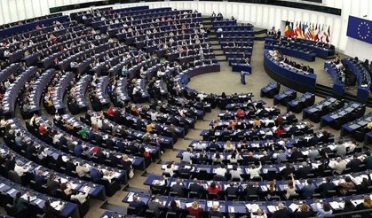 Avrupa Parlamentosu "Yapay Zeka Yasası"nı onayladı