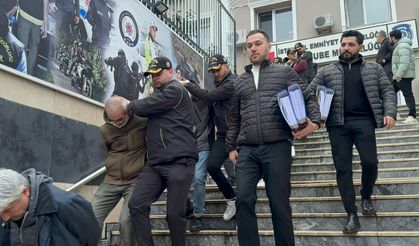 GÜNCELLEME - Borsada kar vaadiyle dolandırıcılığa yönelik İstanbul merkezli soruşturmada 40 zanlı tutuklandı
