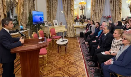Türkiye ve İngiltere'nin ortak panelinde bilim ve teknolojide işbirliği ve kadınların rolü ele alındı