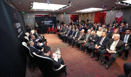 İlim Yayma Vakfı Mütevelli Heyeti Başkanı Erdoğan, Londra'daki "Diaspora 2.0" etkinliğinde konuştu