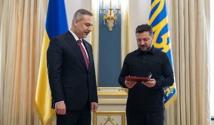 Ukrayna Devlet Başkanı Zelenskiy, Dışişleri Bakanı Fidan'a 'İkinci Derece Liyakat Nişanı'nı tevcih etti