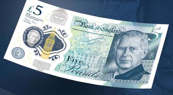 İngiltere'de Kral Charles'lı banknotlar görücüye çıktı