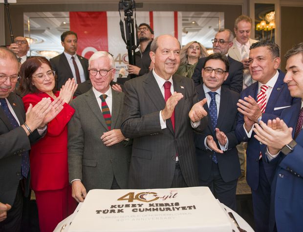 Cumhurbaşkanı Ersin Tatar Londra’da 40’ıncı yılı kutlamasına katıldı