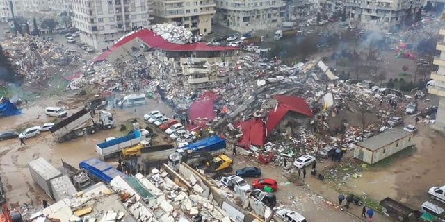 Deprem bölgesinden fotoğraflar