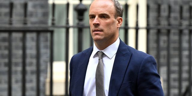 Çalışanlarına kötü davranmakla suçlanan İngiltere Başbakan Yardımcısı Dominic Raab istifa etti