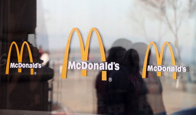 McDonald’s, ABD ve Kanada'da 30 yıl sonra ilk kez franchise bedelini artırdı