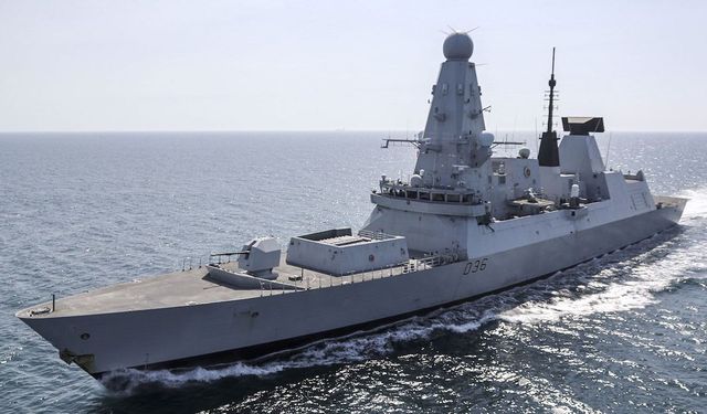 İngiltere, İsrail'e destek için Kraliyet Donanması'ndan iki savaş gemi gönderiyor