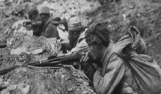 Çanakkale Savaşı 1915'te hangi koşullarda yapıldı, etkisi ne oldu?