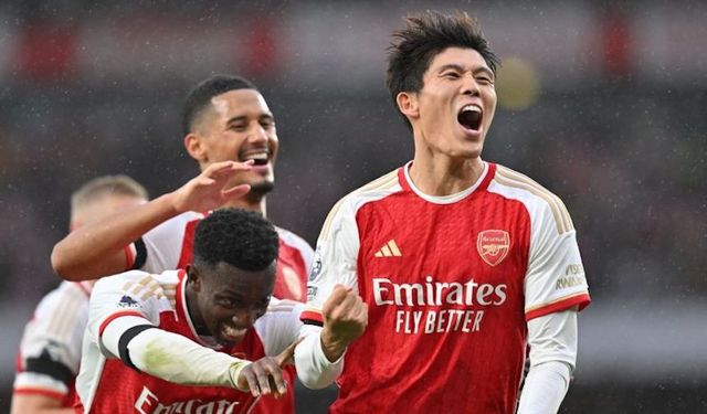 Arsenal, Tomiyasu'nun sözleşmesini 2026'ya kadar uzattı