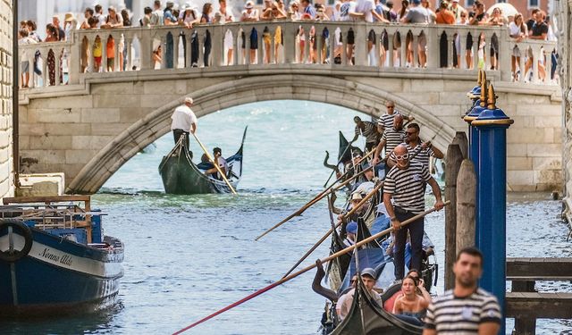 Venedik’e giriş ücreti: İlk günde 15 bin kişi 5'er euro ‘ayakbastı’ ödedi
