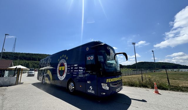 Düzce'deki kamp çalışmalarını tamamlayan Fenerbahçe, İstanbul'a hareket etti