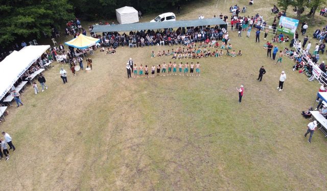 Geleneksel Ahi Pehlivan Büyük Karakucak Güreşleri, Niksar’da gerçekleştirildi