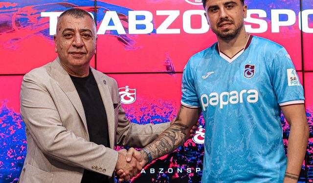 Trabzonspor, yeni transferi Ozan Tufan için imza töreni düzenledi