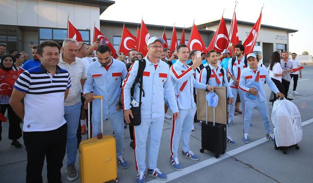 Artistik Cimnastik Erkek Milli Takımı, olimpiyatlar için Paris'e uğurlandı