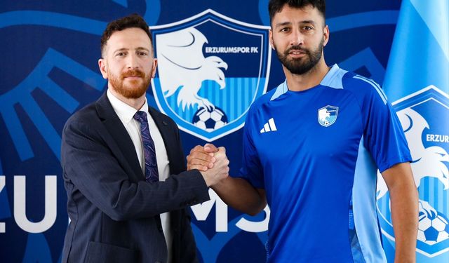 Erzurumspor FK, Mustafa Akbaş ve Sefa Akgün'le sözleşme yeniledi