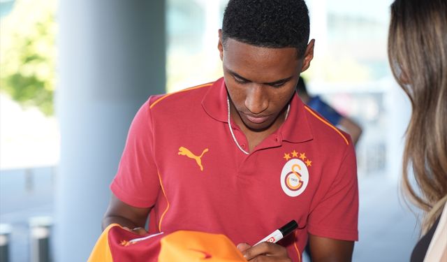 Galatasaray, hazırlık kampı için Avusturya'ya gitti