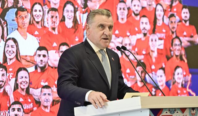 Paris 2024 Yaz Olimpiyatları'na giden sporcular uğurlandı