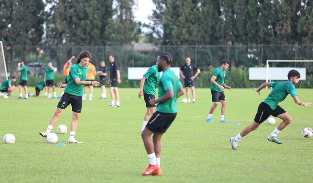 Sakaryaspor, sezon hazırlıklarının 1. etabını tamamladı