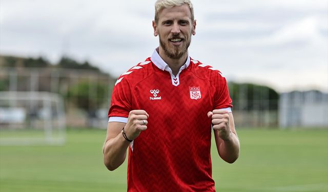 Sivasspor, Sırp savunma oyuncusu Radakovic'i transfer etti