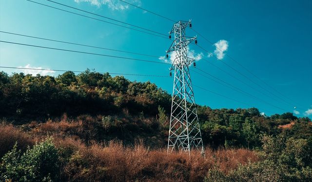 Enerjisa Dağıtım Şirketleri elektrik altyapısını geleceğe hazır hale getiriyor