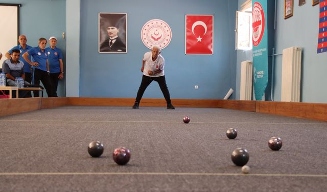 Kırklareli'de "Yetişkin Gençler Huzur Bocce Şampiyonası" yapıldı