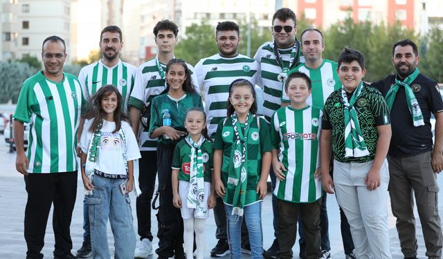 Konyaspor kombinede "zirveye" oynuyor