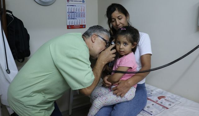 Yalova'da mobil aile hekimliği hizmetinde doktor hastanın ayağına gidiyor