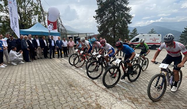 14. Uluslararası Yenice Kupası Dağ Bisikleti Yarışları, Karabük'te yapıldı