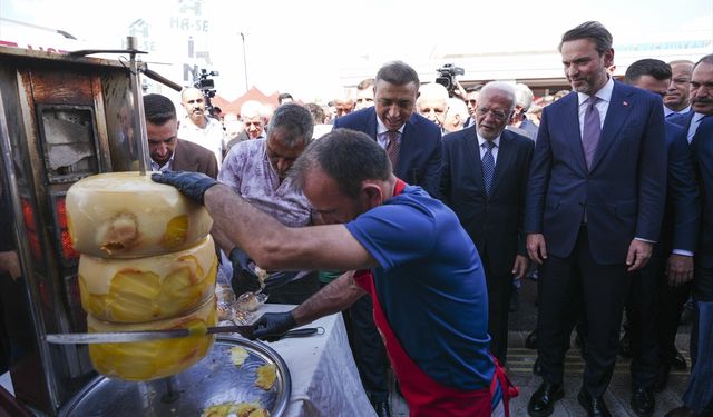 Bakan Bayraktar, Ankara'daki Kars-Ardahan-Iğdır Tanıtım Günleri'ne katıldı