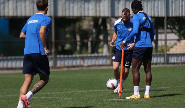 Çaykur Rizesporlu Jurecka, Samsunspor maçı öncesi değerlendirmede bulundu: