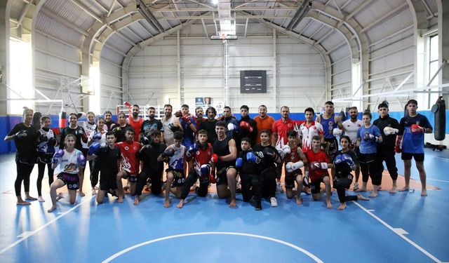 Gençler Muaythai Milli Takımı, Tayland'da yapılacak dünya şampiyonasına hazırlanıyor