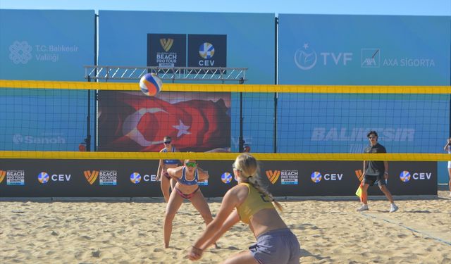 Plaj voleybolunda 2024 VW Beach Pro Tour Futures Balıkesir Etabı başladı