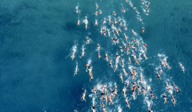 5. Uluslararası Fethiye Spor Festivali'nde yüzme yarışları yapıldı